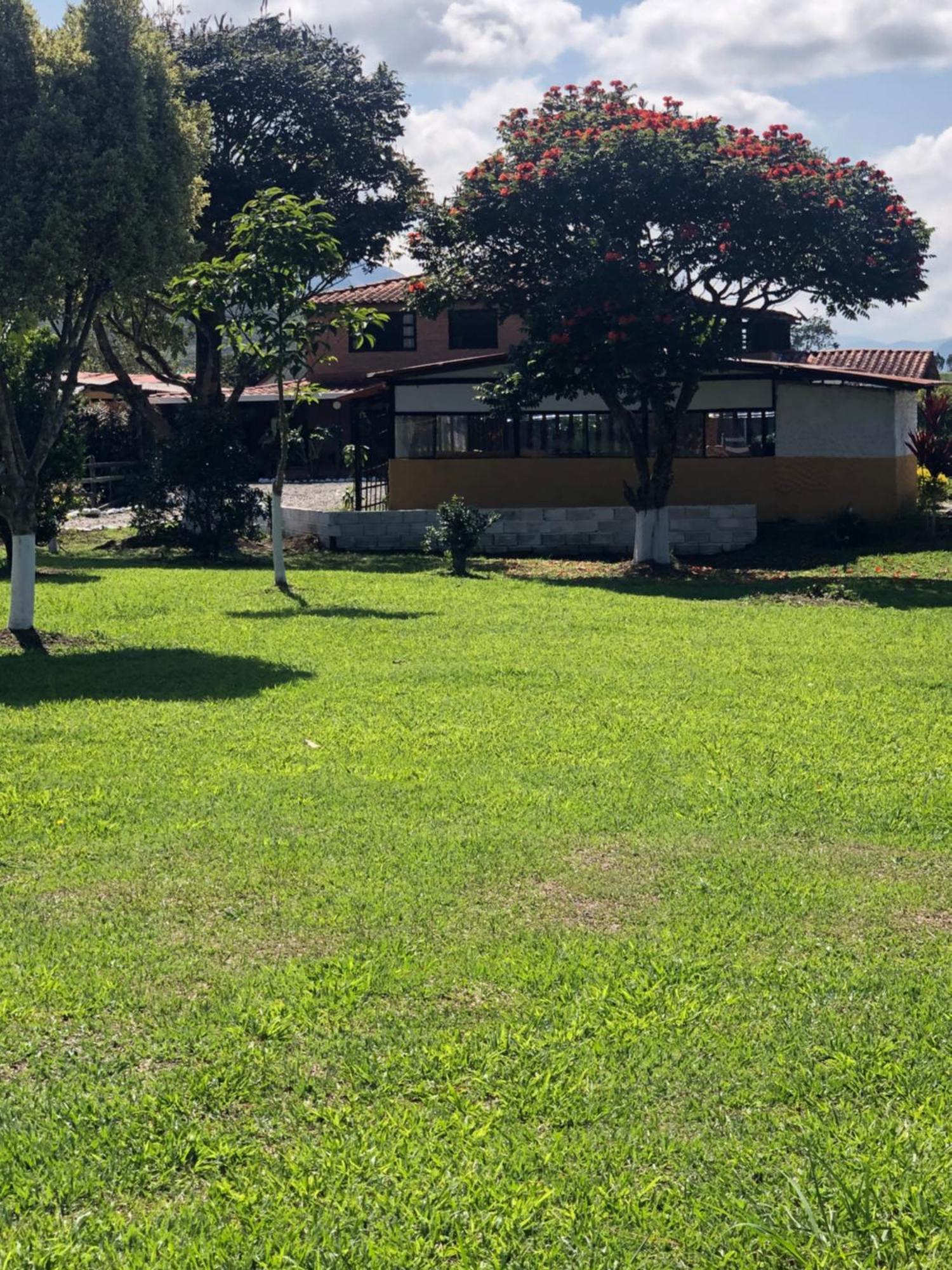 Finca Hotel Paraiso Urrao ภายนอก รูปภาพ