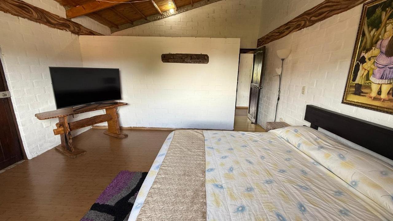 Finca Hotel Paraiso Urrao ภายนอก รูปภาพ