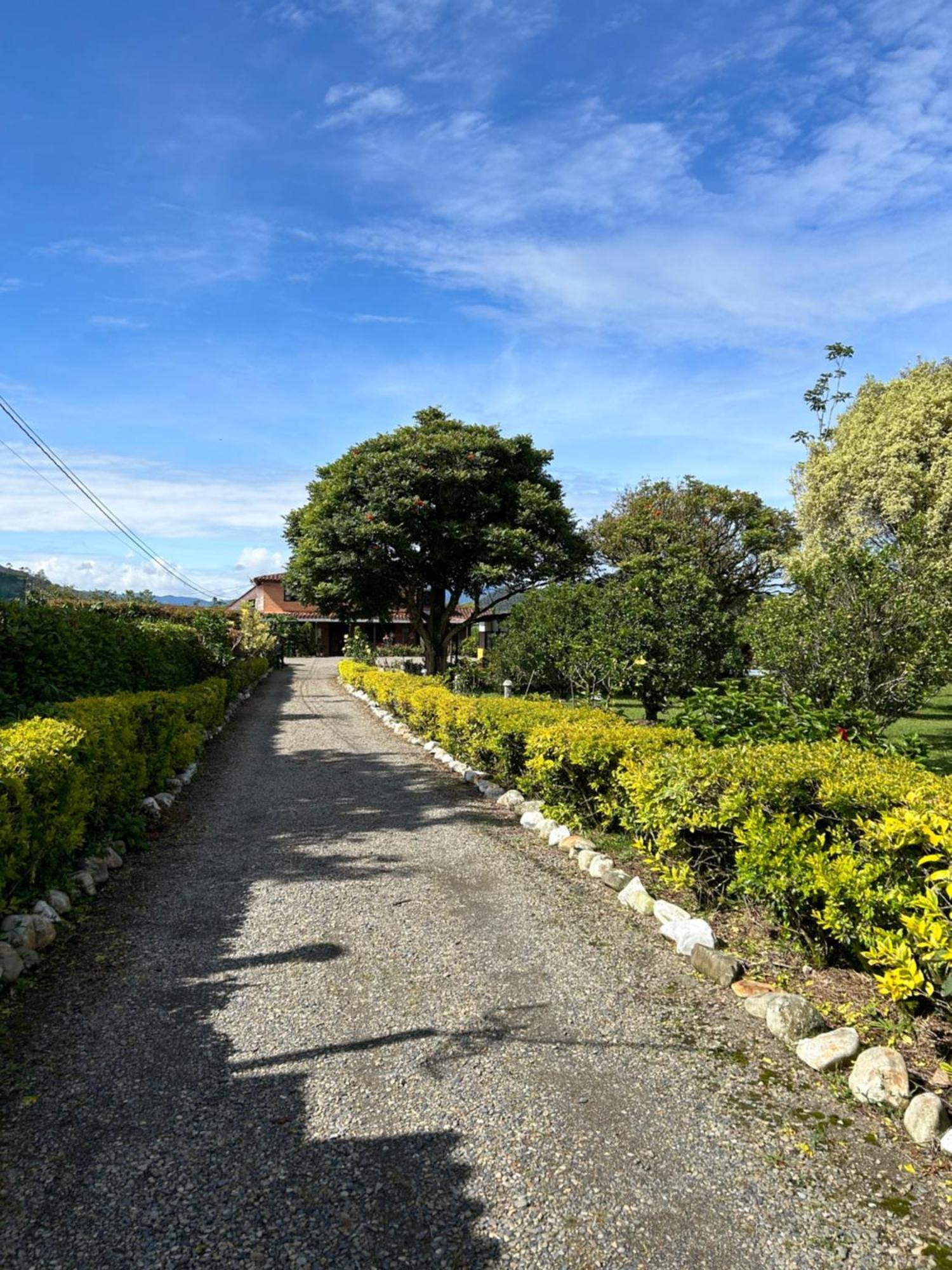 Finca Hotel Paraiso Urrao ภายนอก รูปภาพ